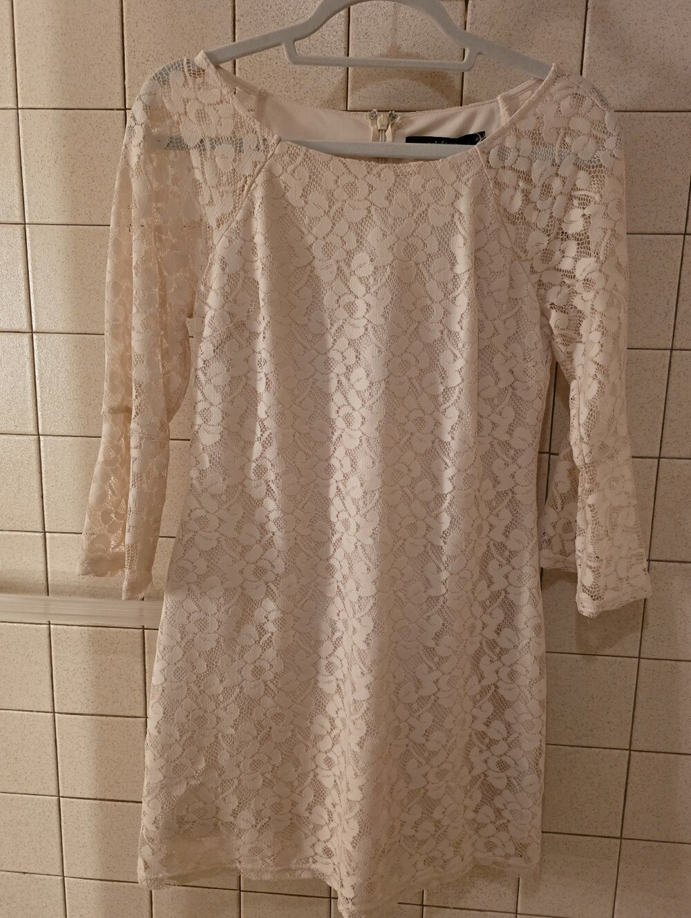 Ark & Co Lace Shift Dress in Ivory - Women